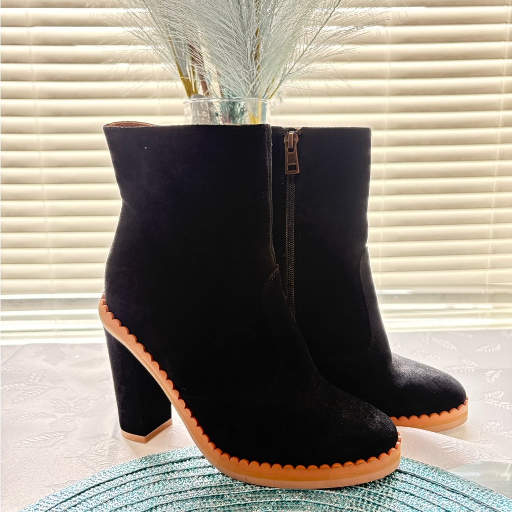 See By Chloe Black Heeled Boots with Tan Sole